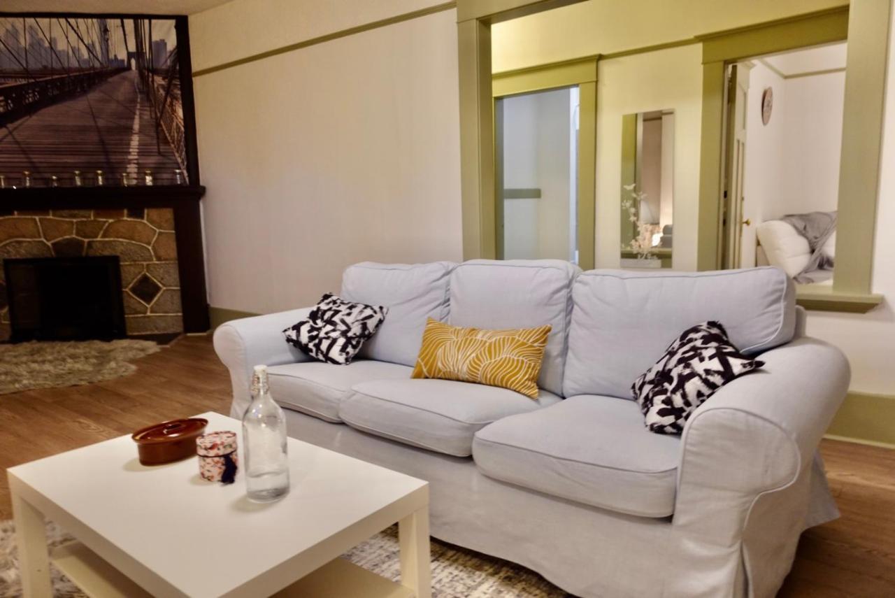 Private Room In A Shared House Vancouver Exterior foto